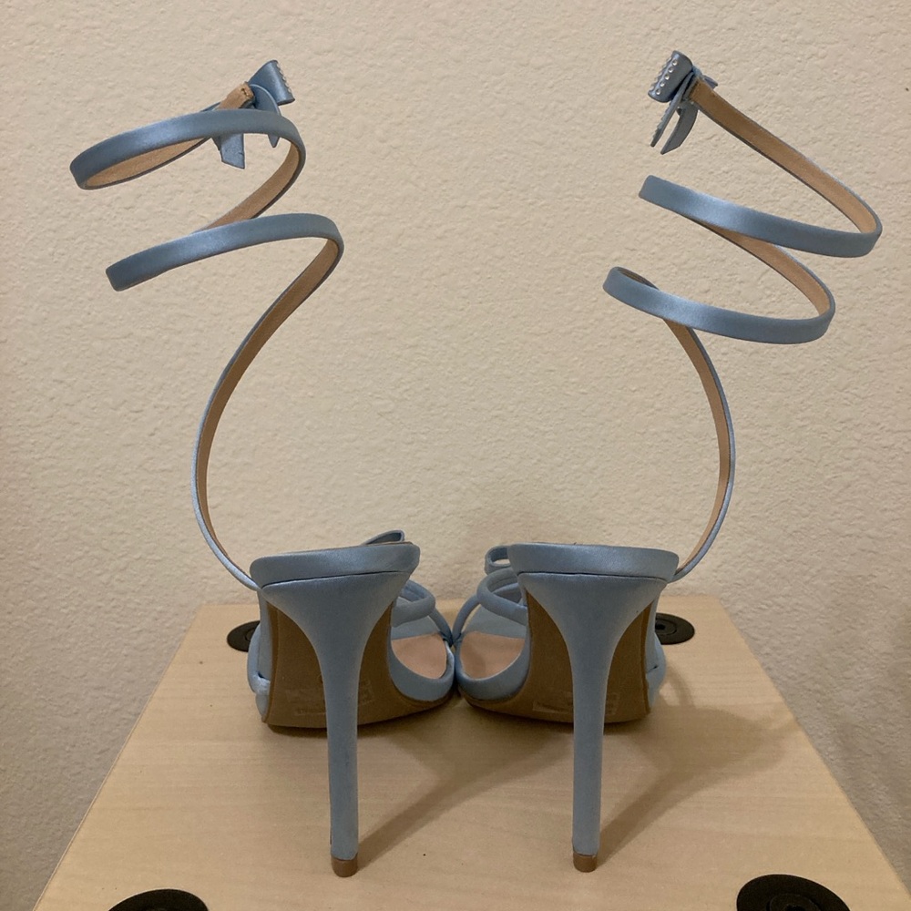 Wild Diva Light Blue Spiral Strap Heels Size 8 Bow Accent Sandals - Picture 8 of 12